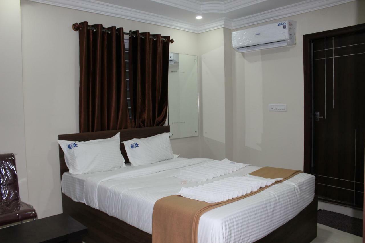 Royal Star Hotels Bangalore Eksteriør bilde