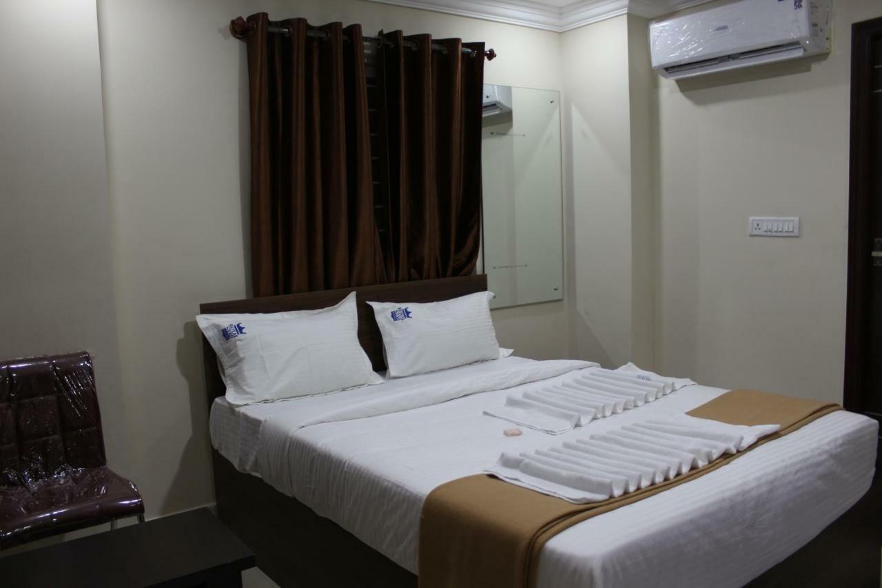 Royal Star Hotels Bangalore Eksteriør bilde