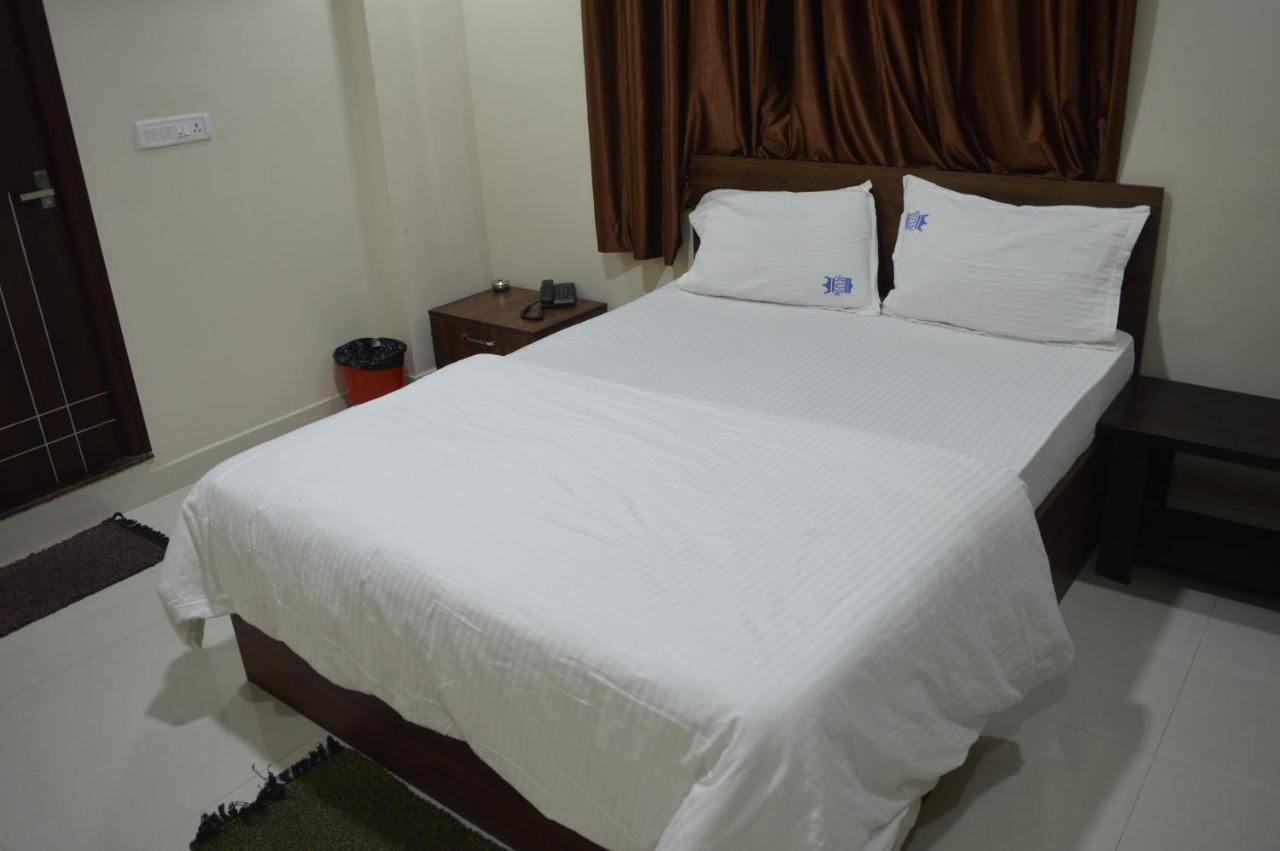 Royal Star Hotels Bangalore Eksteriør bilde