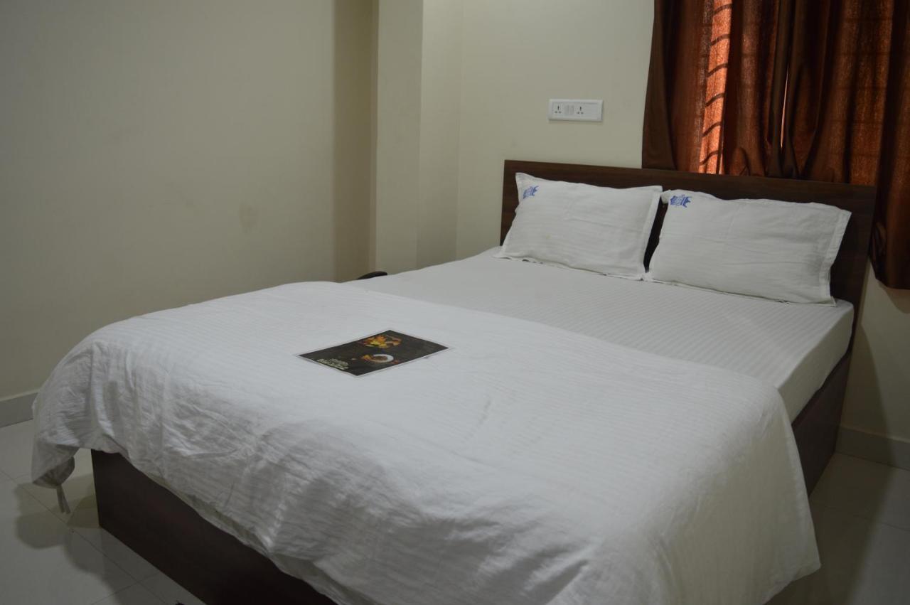 Royal Star Hotels Bangalore Eksteriør bilde