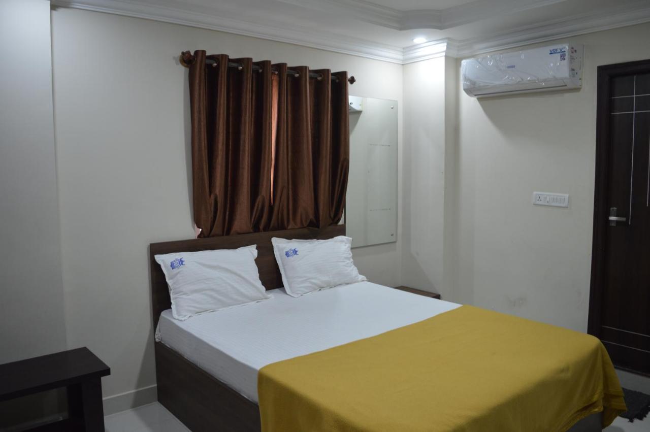 Royal Star Hotels Bangalore Eksteriør bilde