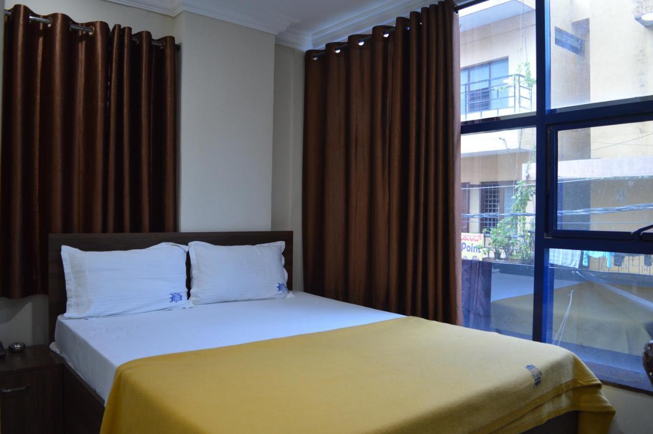 Royal Star Hotels Bangalore Eksteriør bilde